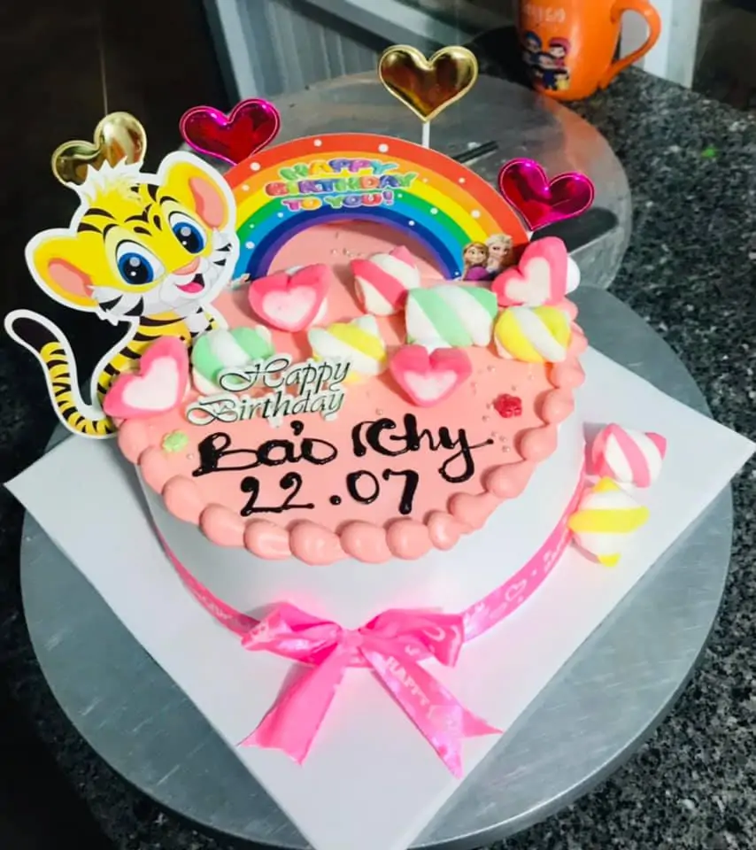 banh kem con ho mau hong de thuong