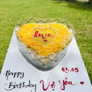 banhbonglantrungmuoihinhtim