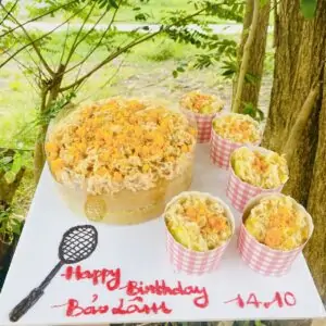 banhbonglantrungmuoicupcakevehinh